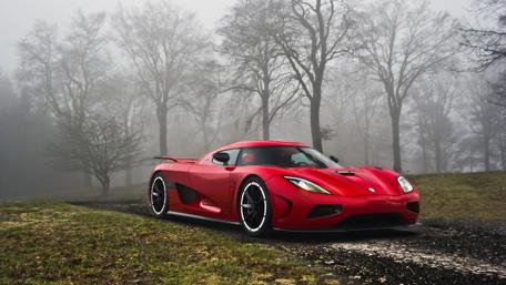 Koenigsegg Agera R in the mist wallpaper