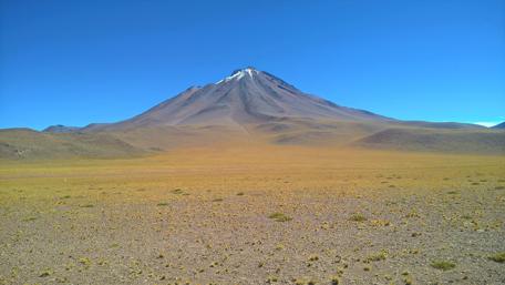 Majestic Desert Vulcano Landscape wallpaper