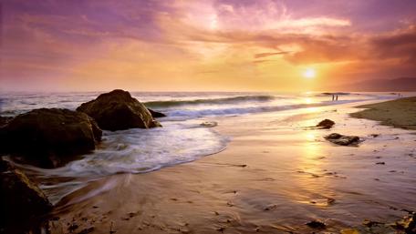Golden Sunset at Serene Beach wallpaper