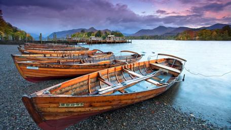 Serenity by the Lakeside wallpaper