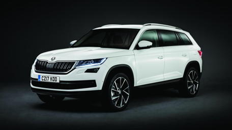 Sleek White SUV in Dark Background wallpaper