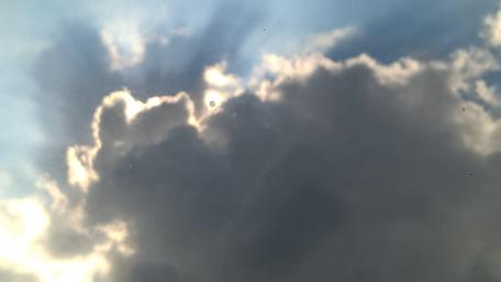 Majestic Sky at Dusk wallpaper
