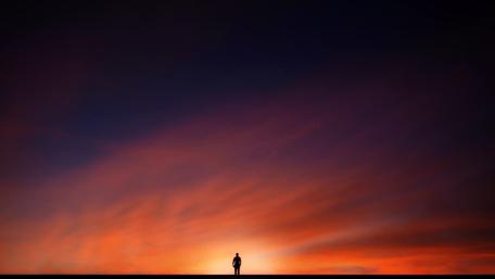 Capturing the Essence of Solitude in the Sky wallpaper