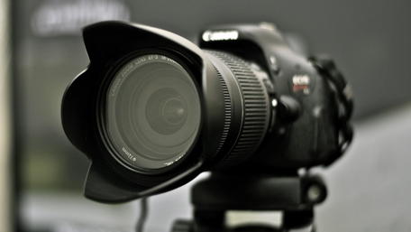 High-Quality DSLR Camera Wallpaper wallpaper