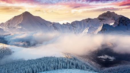 Majestic Winter Mountain Landscape wallpaper