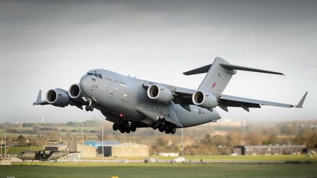 C-17 Globemaster in Action wallpaper