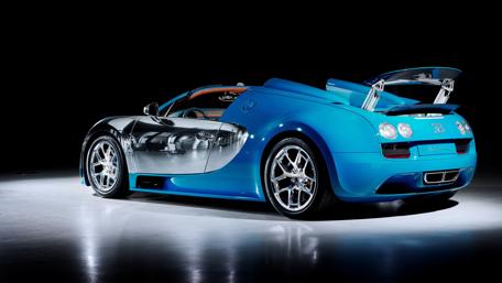 Sleek Bugatti Veyron GrandSport in 4K wallpaper