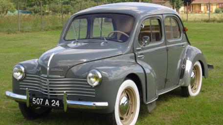 Timeless Elegance of Vintage Automotive Design wallpaper