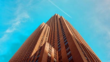 Skyward Cityscape with Bold Architecture wallpaper