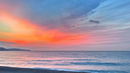 Serene Sunset Over Cote d'Azur Waters wallpaper