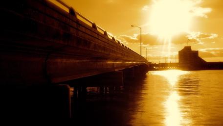 Golden River Sunset Reflections wallpaper
