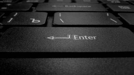 Keyboard Precision in Focus wallpaper
