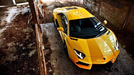 Dream Car in Stunning Yellow Shine wallpaper
