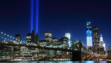 Brooklyn's Night Skyline Shining Brightly With Tribute Lights wallpaper