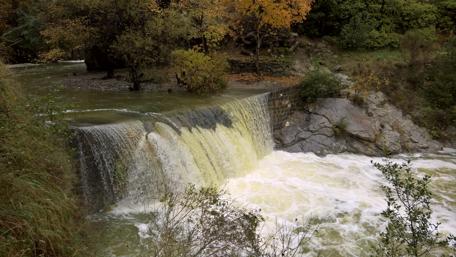 Serenity of Nature's Cascade wallpaper