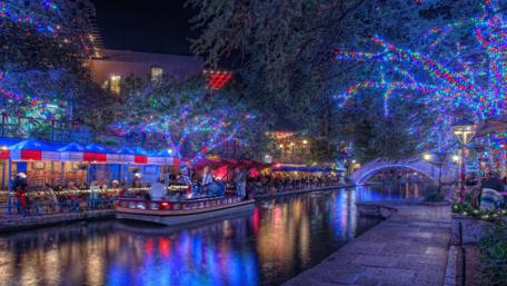 Christmas Lights on San Antonio's Riverwalk wallpaper