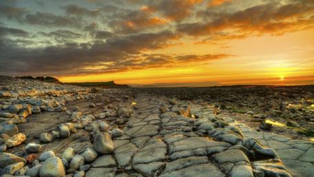 Stunning Sunset Over Drought-Stricken Landscape wallpaper