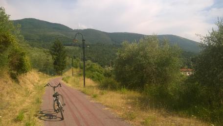 Biking Through the Italian Countryside in Summer wallpaper