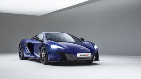 Stunning McLaren 650S in Brilliant Blue Finish wallpaper