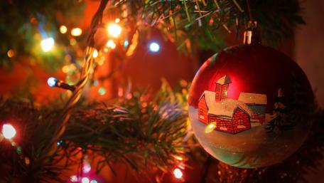 Christmas Eve Magic in 4K wallpaper