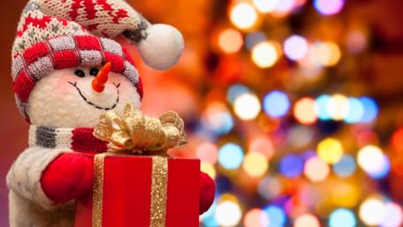 Snowman Surprise Gift Celebration wallpaper