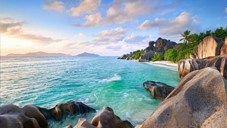 Serene Coastal Paradise Awaits You wallpaper