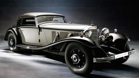 Timeless Elegance of a Classic Ride wallpaper