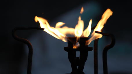 Dynamic Flame Captured in Motion wallpaper