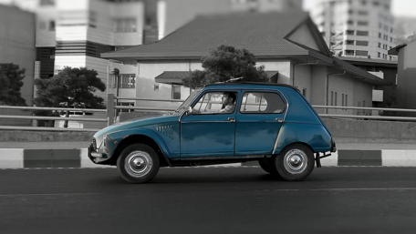 Vintage Oldsmobile on a Monochrome Roadscape wallpaper