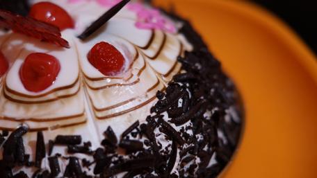 Indulge in Decadent Black Forest Cake Wallpaper wallpaper