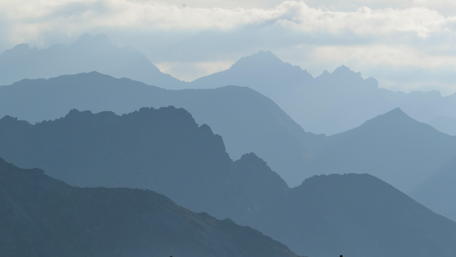 Misty Mountain Serenity wallpaper