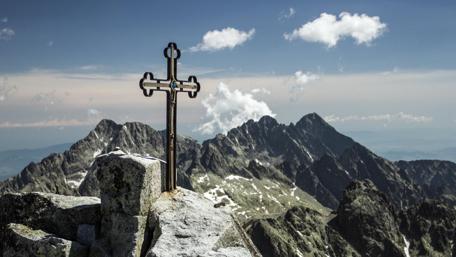 Peaceful Mountain Cross Above the World wallpaper