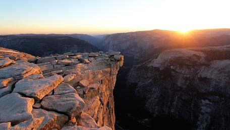 Majestic Mountain Sunset Panorama wallpaper