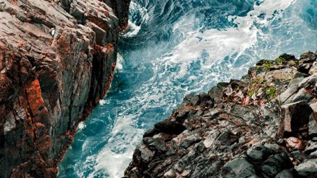 Stunning View of Rocky Strait Waters wallpaper