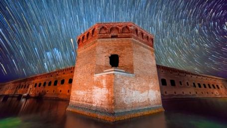Starry Night Over Tortuga Fortification wallpaper