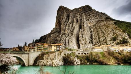 Majestic Mountain Overlooking Sisteron Village wallpaper