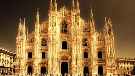 Stunning Milan Cathedral in Golden Light wallpaper