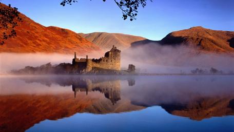 Kilchurn Castle wallpaper