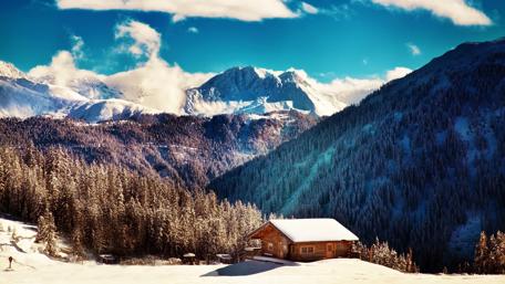 Log cabin in the Smoky Mountains wallpaper