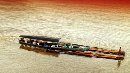 Serenity on the Waterway wallpaper