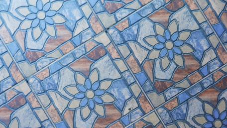 Floral Abstract Pattern in Serene Blue Tones wallpaper