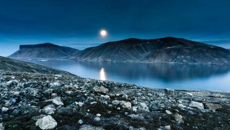 Moonlit Mountain Reflections wallpaper