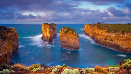Dramatic Coastal Cliffs in 4K wallpaper
