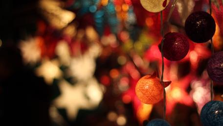 Vibrant Holiday Lights Wallpaper wallpaper