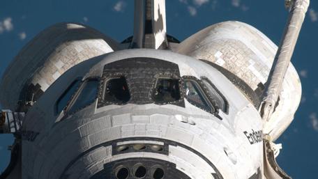 Journey into the Cosmos with Spacecraft Wallpaper wallpaper