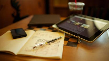 Digital Workspace Harmony at a Glance wallpaper