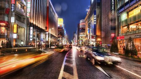Vibrant City Nights in Motion wallpaper