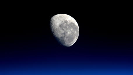 Half Moon in Starry Night Sky wallpaper