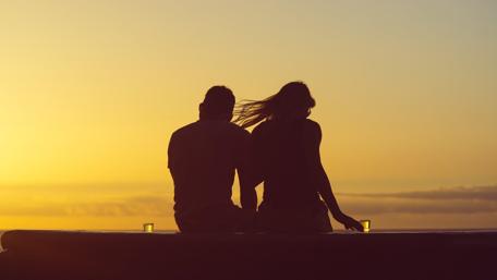Romantic Sunset Moments Together wallpaper