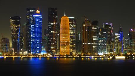 Cityscape Illuminated Serenity at Night in 4K Quality wallpaper